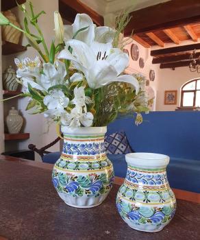 mexican pottery mexican ceramic folk art talavera Gorky Gonzalez / Gorky Pottery 