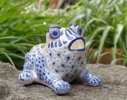 frog-planter-macetarana-handmade-hand-painted-mexican-pottery-garden-gifts-amazon-ceramic-talavera-interiordecor